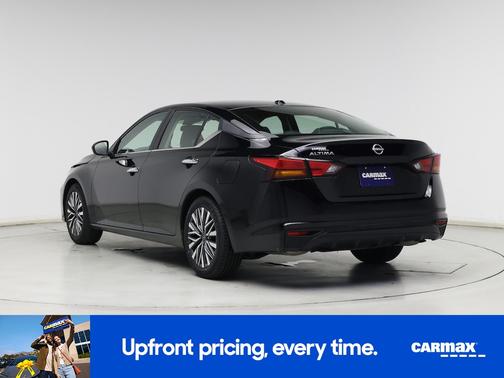 Black 2025 Nissan Altima SV
