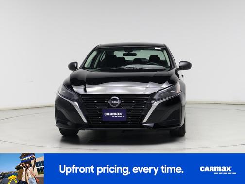 Black 2025 Nissan Altima SV