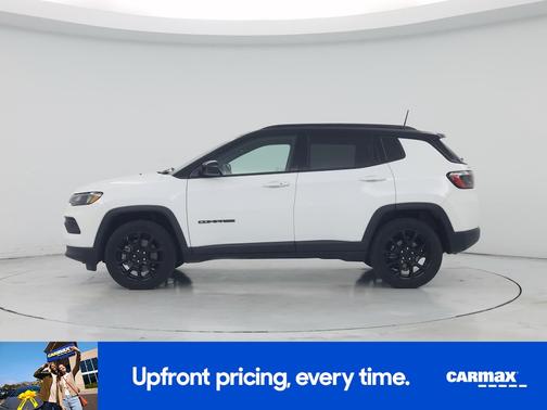 White 2023 Jeep Compass Altitude