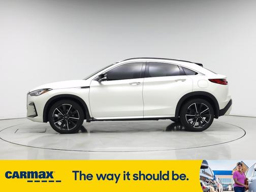 2022 INFINITI QX55 Essential
