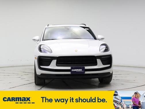 2022 Porsche Macan