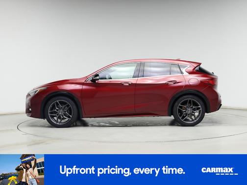 2017 INFINITI QX30 Sport