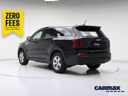 Black 2022 Kia Sorento LX