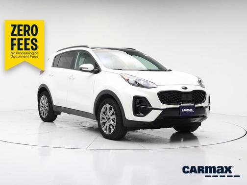 White 2021 Kia Sportage S