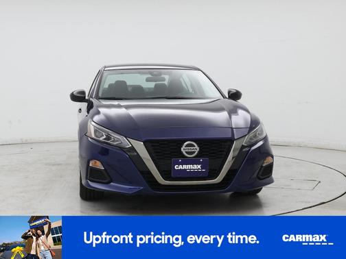 2022 Nissan Altima SR