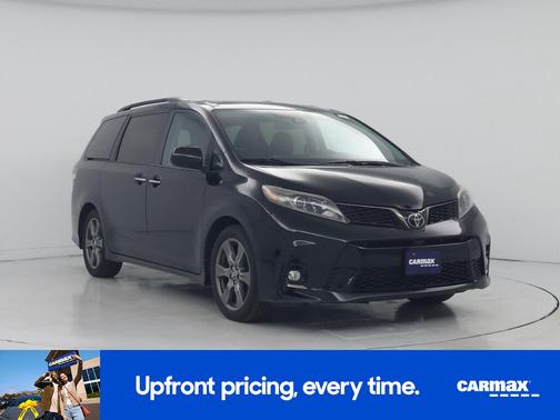 Black 2019 Toyota Sienna SE
