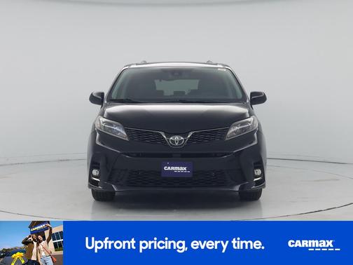 Black 2019 Toyota Sienna SE