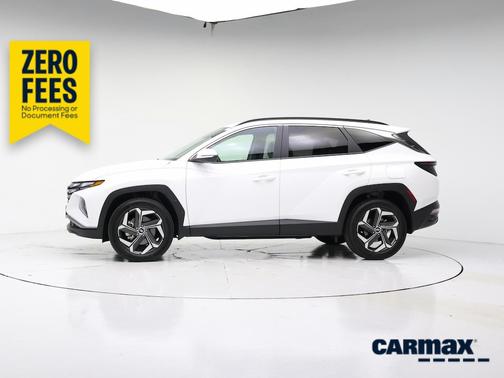 White 2024 Hyundai TUCSON SEL