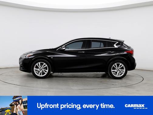 Black 2017 INFINITI QX30