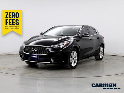 Black 2017 INFINITI QX30