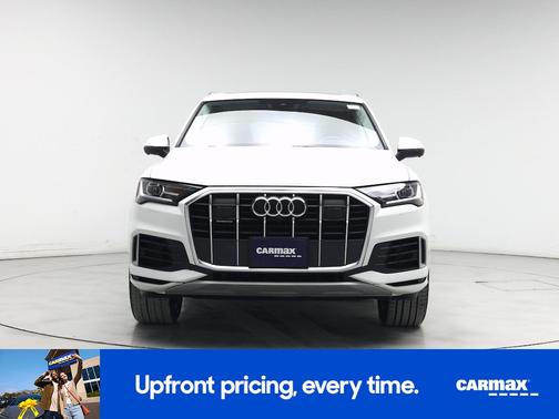 White 2023 Audi Q7 Premium Plus