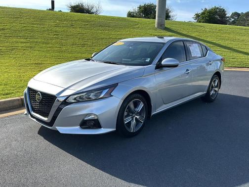 2022 Nissan Altima 2.5 SL
