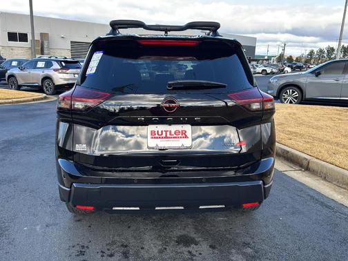 2025 Nissan Rogue Rock Creek