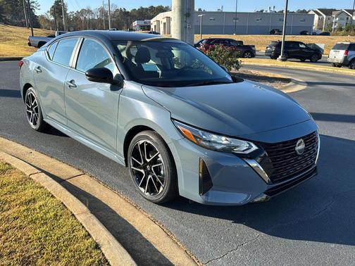 2025 Nissan Sentra SR