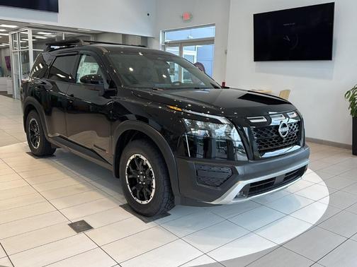2025 Nissan Pathfinder Rock Creek