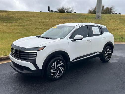 2025 Nissan Kicks SV