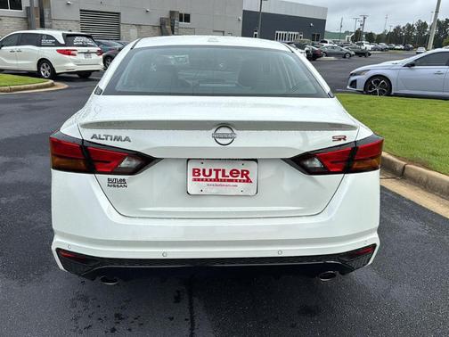 2025 Nissan Altima SR