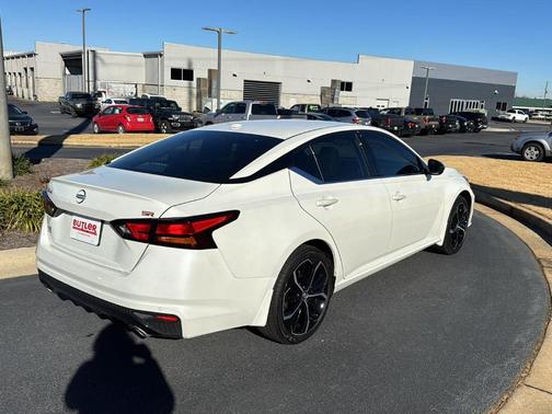 2025 Nissan Altima SR