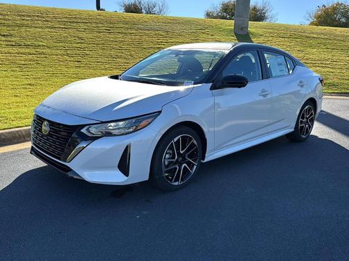 2025 Nissan Sentra SR