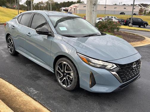 2025 Nissan Sentra SR