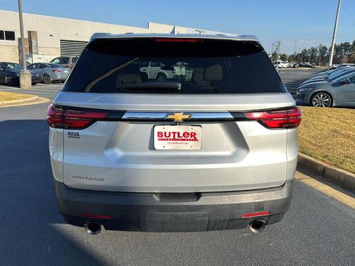 2022 Chevrolet Traverse LS