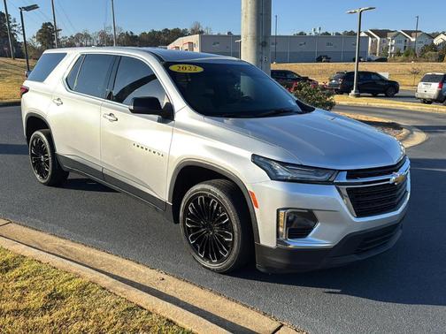 2022 Chevrolet Traverse LS