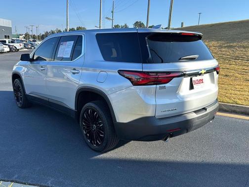 2022 Chevrolet Traverse LS