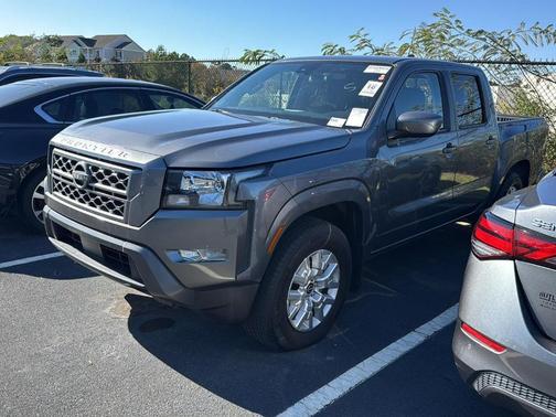 2022 Nissan Frontier SV