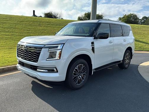 2025 Nissan Armada SL