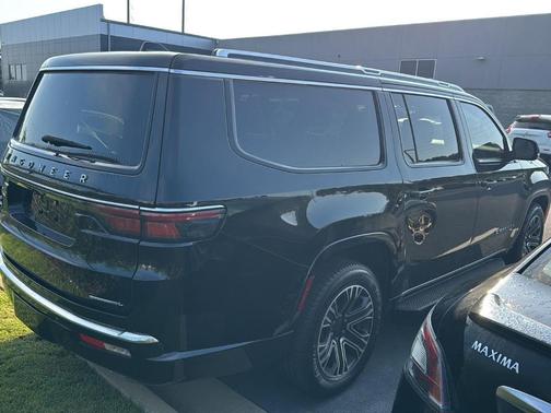 2023 Jeep Wagoneer L Series II