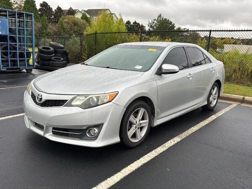2014 Toyota Camry SE