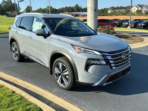 2025 Nissan Rogue SL