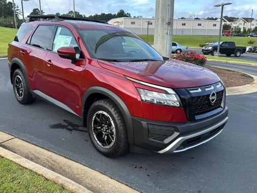 2025 Nissan Pathfinder Rock Creek