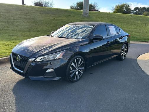 2021 Nissan Altima 2.0 SR