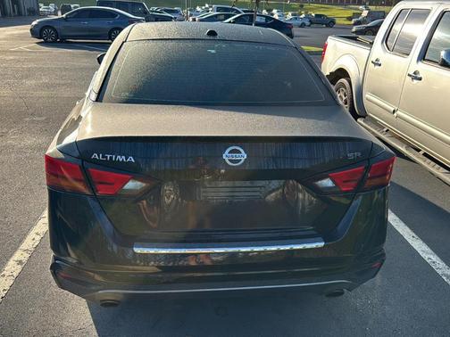 2021 Nissan Altima 2.0 SR