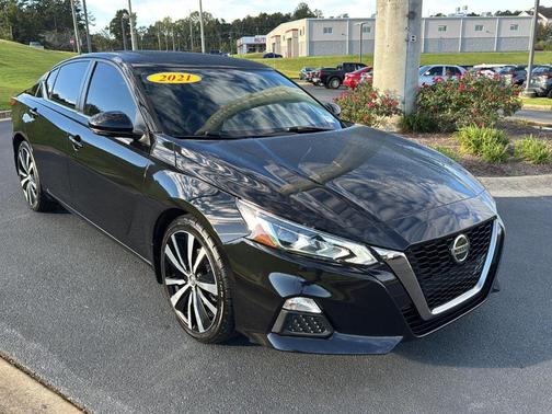 2021 Nissan Altima 2.0 SR