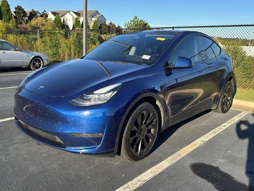 2023 Tesla Model Y Long Range