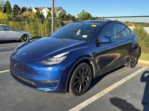 2023 Tesla Model Y Long Range