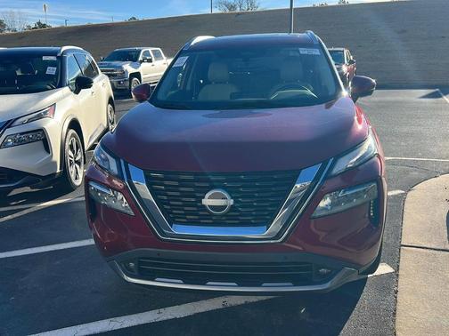 2022 Nissan Rogue SL