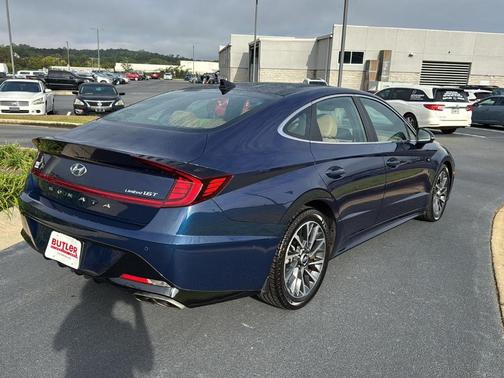 2021 Hyundai SONATA Limited