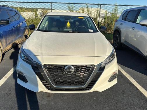 2020 Nissan Altima 2.5 SR