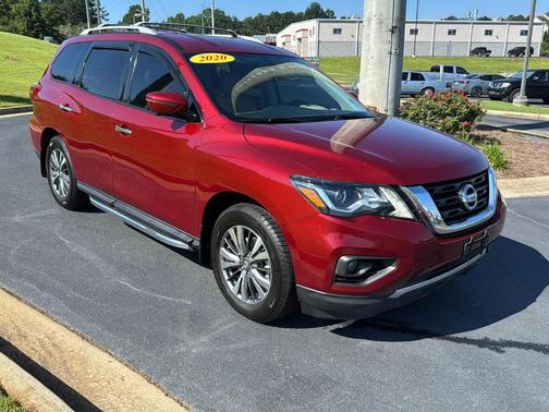 2020 Nissan Pathfinder SL