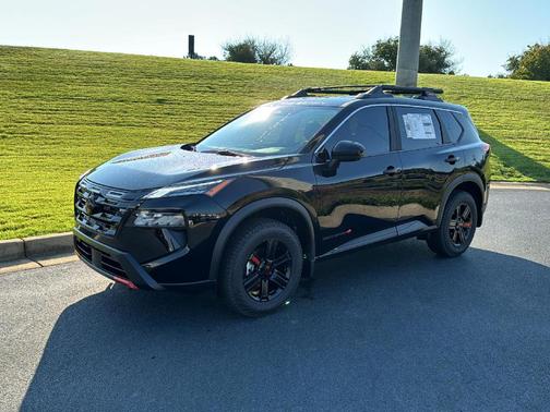 2025 Nissan Rogue Rock Creek