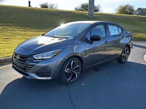 2025 Nissan Versa 1.6 SR