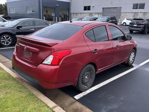 2017 Nissan Versa 1.6 S+