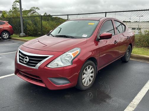2017 Nissan Versa 1.6 S+