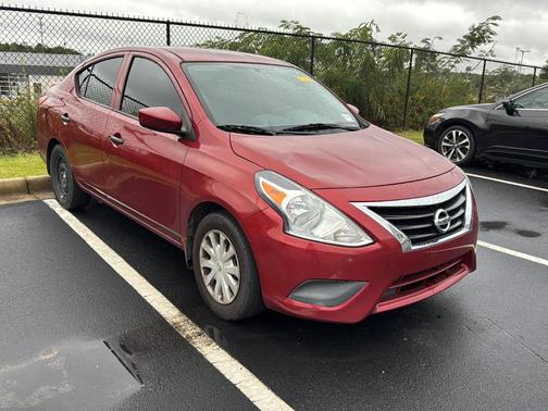 2017 Nissan Versa 1.6 S+
