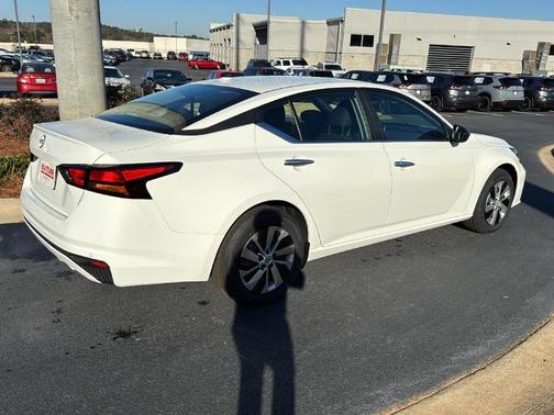 2025 Nissan Altima S