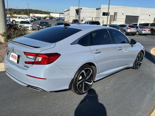 2022 Honda Accord Sport SE