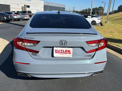 2022 Honda Accord Sport SE